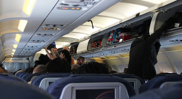 Минтранс разработает новую версию правил провоза ручной клади в самолетах