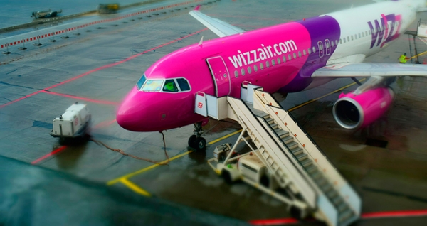 Украинский журналист на рейсе Wizz Air продемонстрировал свой интеллект