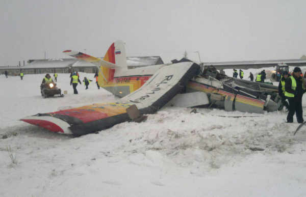 Причиной авиакатастрофы АН-2 в Нарьян-Маре мог стать отказ двигателя