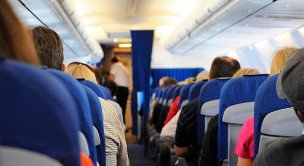Довыделывался: за дебош на рейсе Аэрофлота на пассажира завели два уголовных дела