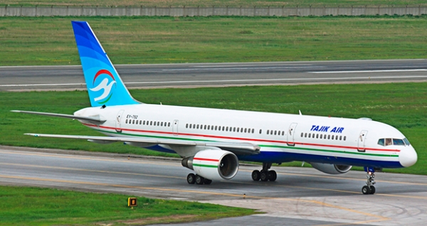Россия отзывает допуски двух таджикских авиакомпаний