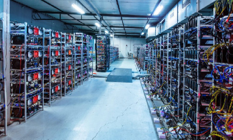 У публичных майнеров биткоинов только что был худший месяц в истории: JP Morgan