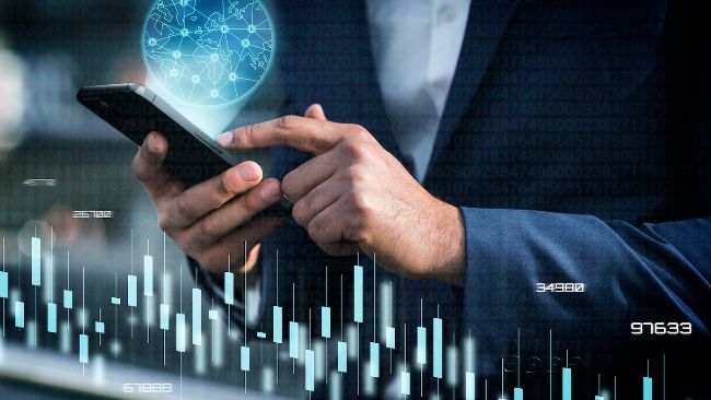 World Liberty Financial предлагает провести раздачу стейблкоинов держателям WLFI для проверки функциональности системы